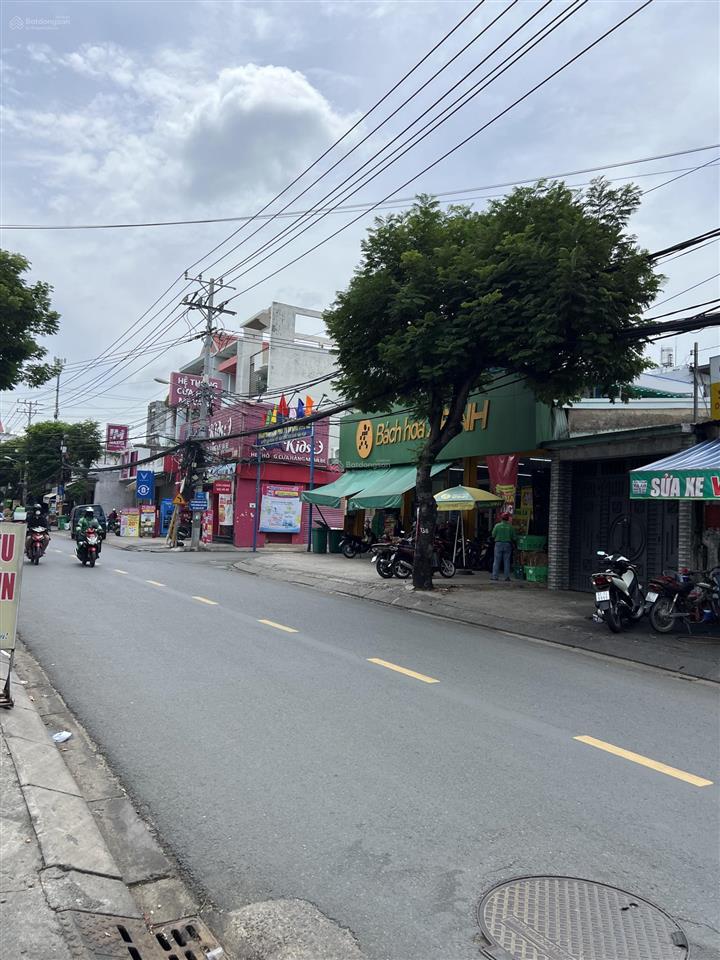 Nhà 4 tầng kiên cố ở ngay, góc 2mt hxh , dòng tiền 12tr/th, nguyễn văn quá, 113m2 (5*23) 6,85tỷ