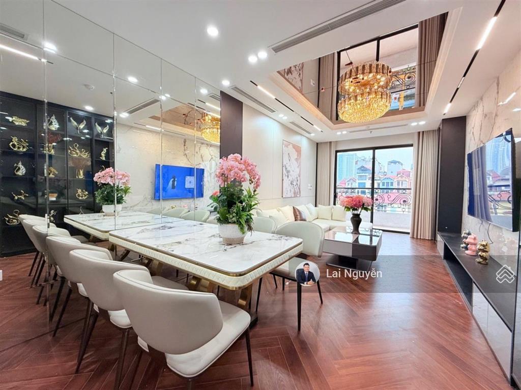 Hiếm! bán nhà phân lô trần vỹ mai dịch cầu giấy 72m2 lô góc mt 5,2m ô tô tránh.