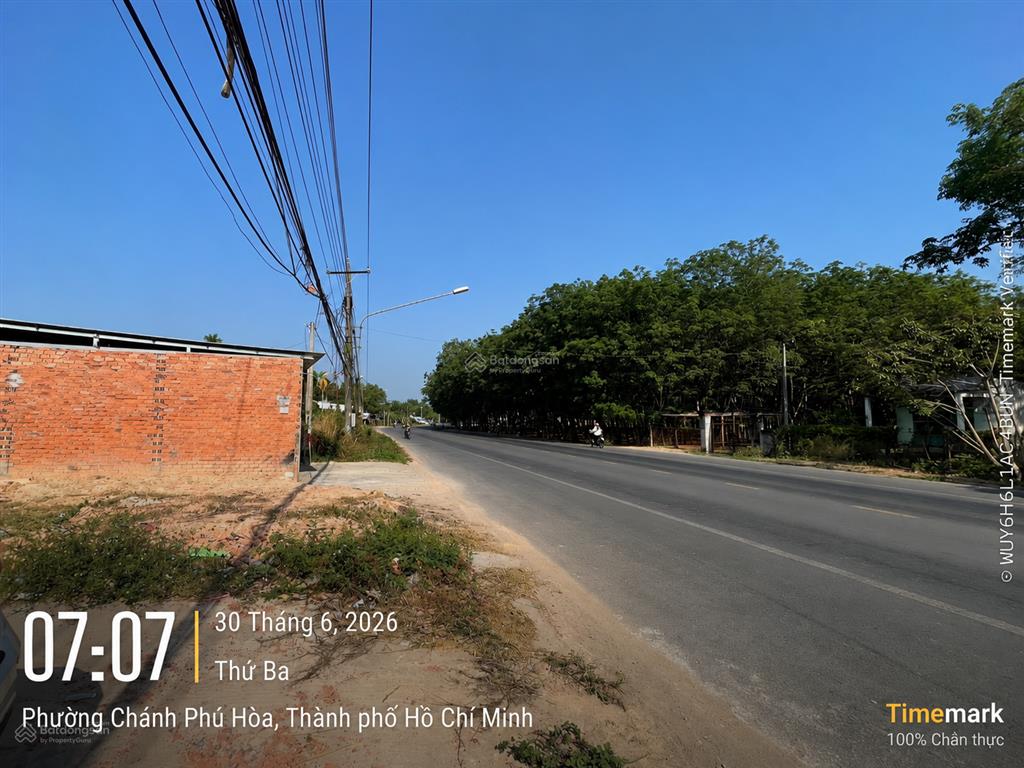 Bán lỗ kho 12x40m mặt tiền đường dh605, bến cát, bình dương (nay là tp. hồ chí minh)