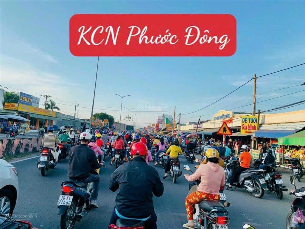 Bán gấp lô đất ngợp kdc phước đông đất nở hậu.