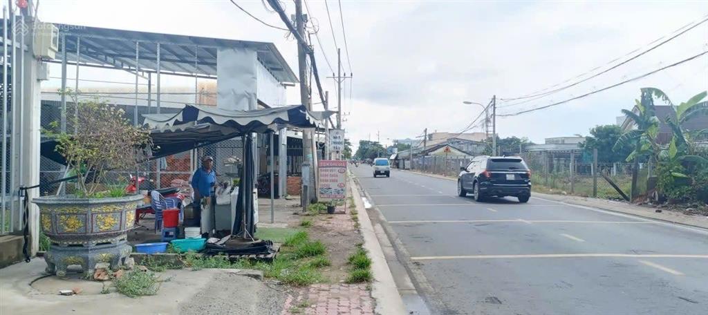 Bán lô đất thổ cư mặt tiền nhựa đoàn nguyễn tuấn