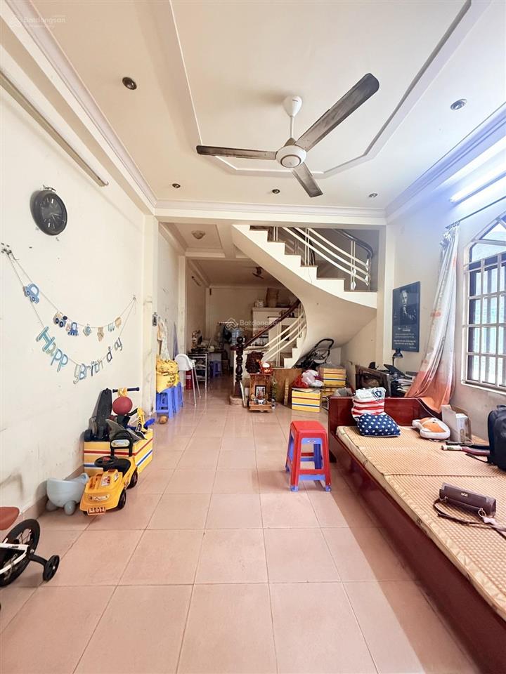 Bán nhà hẻm xe hơi đường văn chung, tân bình chỉ nhỉnh 9 tỷ 0936 499 ***
