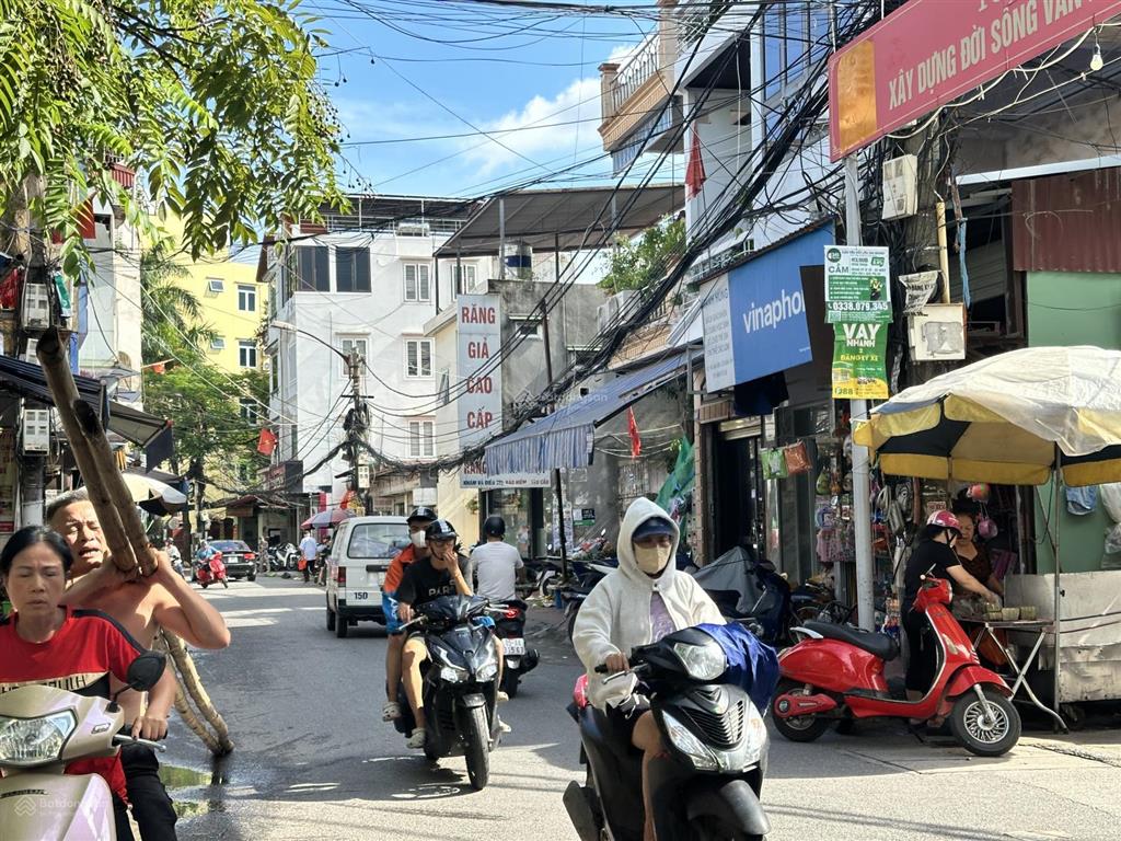 Bán gấp nhà 103m2, mt 4m mặt đường 13m trực cát an biên gần ngã 3 thiên lôi rẻ vô địch k đối thủ