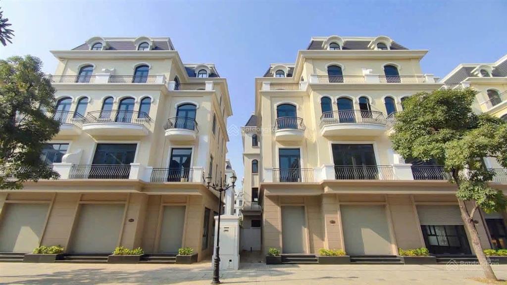 Song lập kinh đô không số, áp voucher tới 30% còn 12.7 tỷ