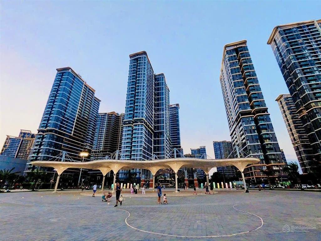 Chủ bán căn 3pn 2wc (os1) tầng đẹp, view công viên ánh sáng