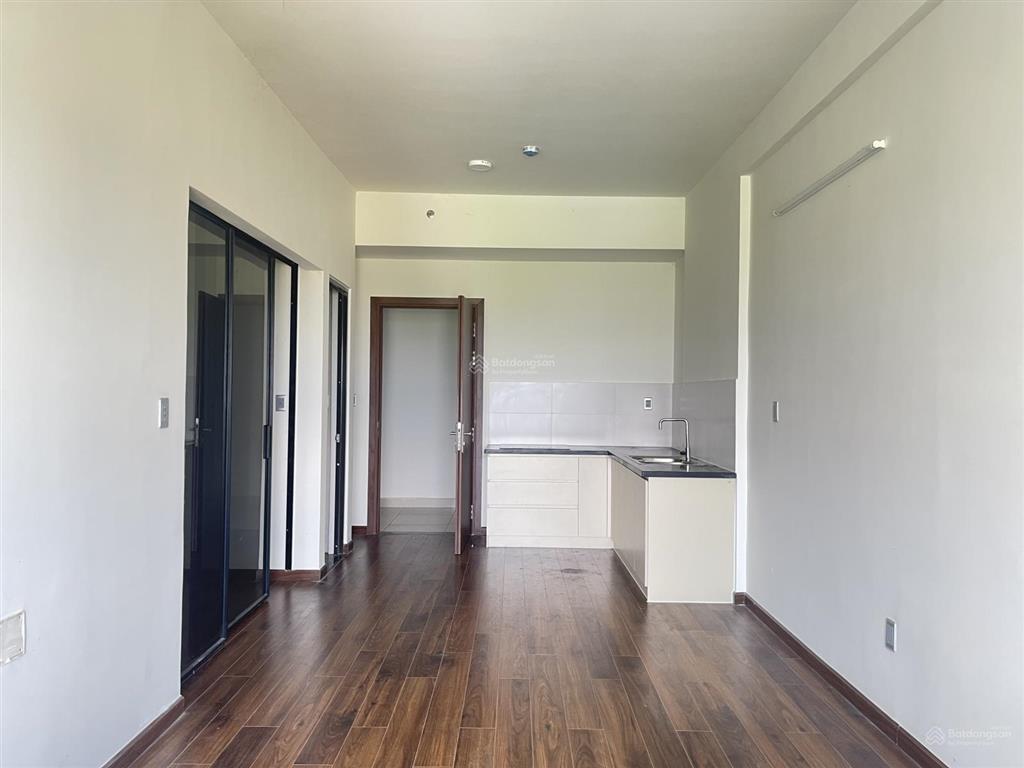 Cần bán gấp căn 51m2 đã có sổ hồng block b1 mới bàn giao đã có sổ hồng công chứng liền