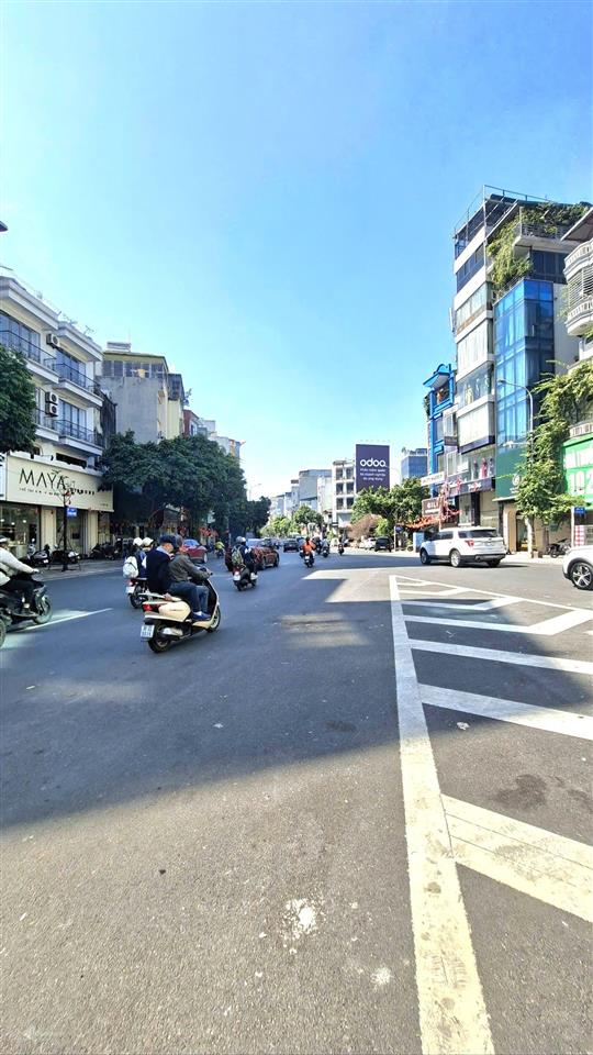 Bán nhà mặt phố tại đường trần phú 265m2, giá 347 tỷ. ba đình
