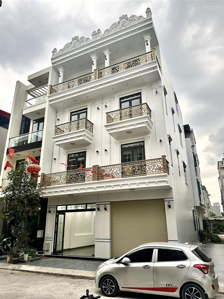 Nhà 4 tầng đẹp mà giá hời khu tái định cư vinhomes riverside hồng bàng ô tô đỗ cửa