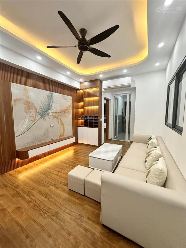 Cần bán gấp căn hộ chung cư cao cấp 125 m2, 3 pn, tòa n09b1 công viên cầu giấy