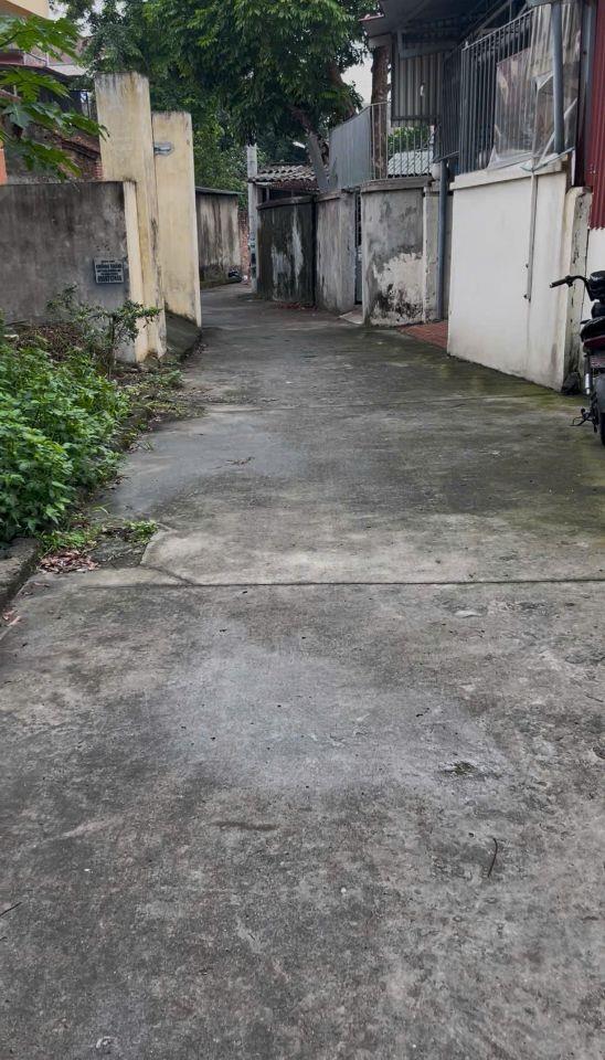 Đất đẹp, đường thông 80m2, ô tô vào tận đất, chỉ 2.x tỷ: 0835459289