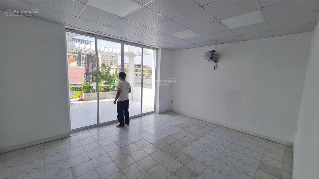Bán nhà mặt tiền cộng hòa, p.13, tân bình đối diện vincom 5m x 20.7m giá 34 tỷ