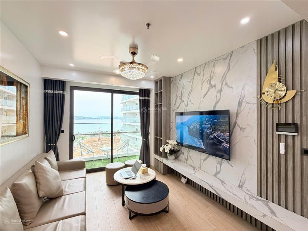 Bán cắt lỗ căn 2n2vs 80m2 hướng nam view biển, nội thất đầy đủ, mới