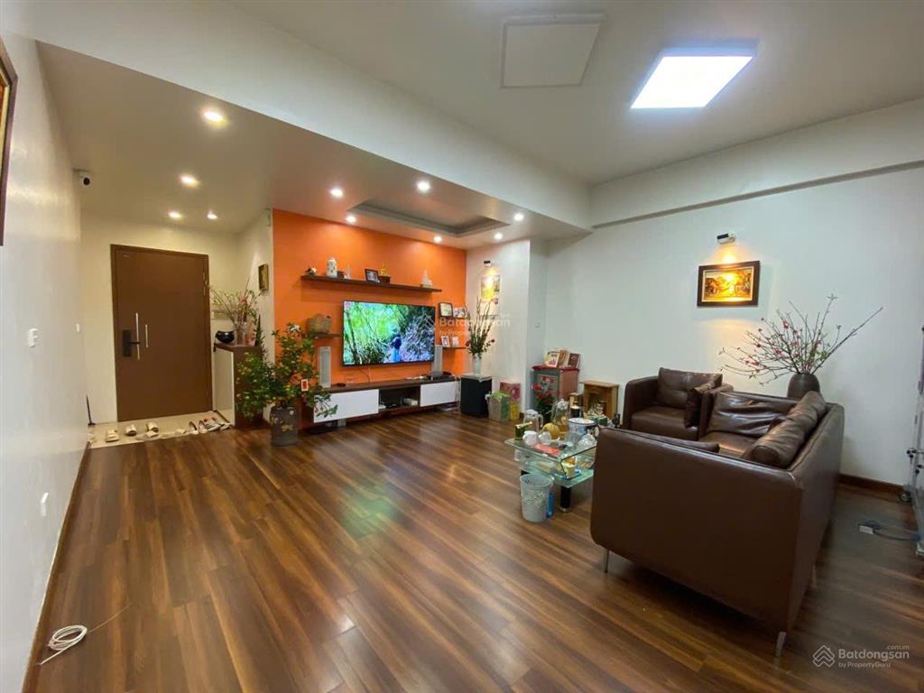 Bán cc 3pn, 2wc, 112m2 sẵn sổ, nt như ảnh tại bắc hà fodacon, nguyễn trãi, mỗ lao, hà đông, 5.8 tỷ.