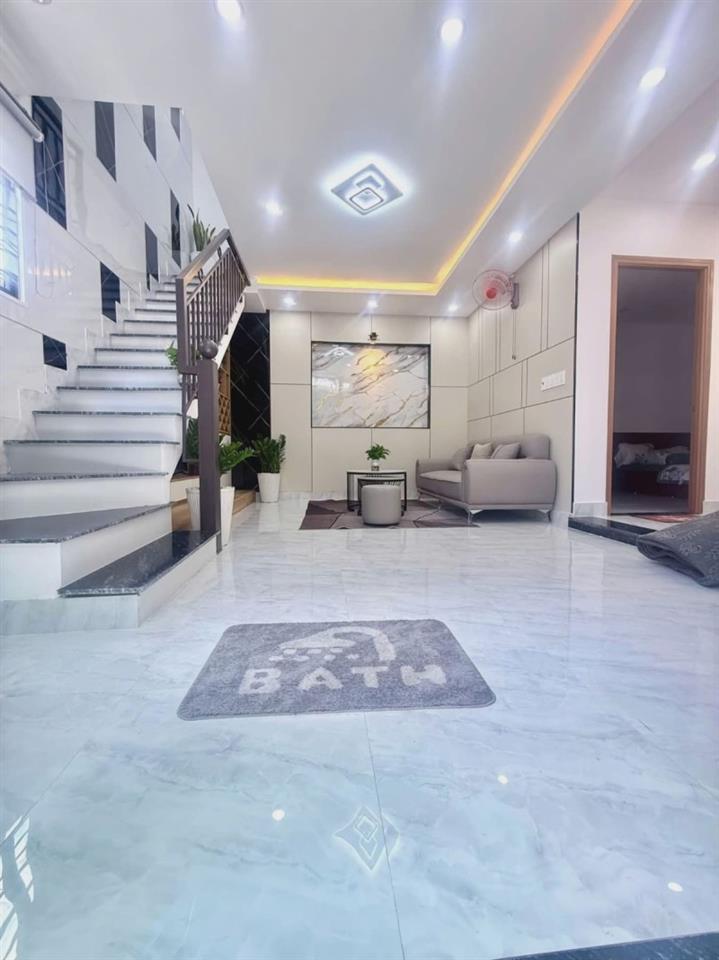 # Lô Góc kiệt nhựa Nguyễn Phước Nguyên,84m2, 2 tầng 3PN + 2 căn hộ thu 7 triệu, lối đi
