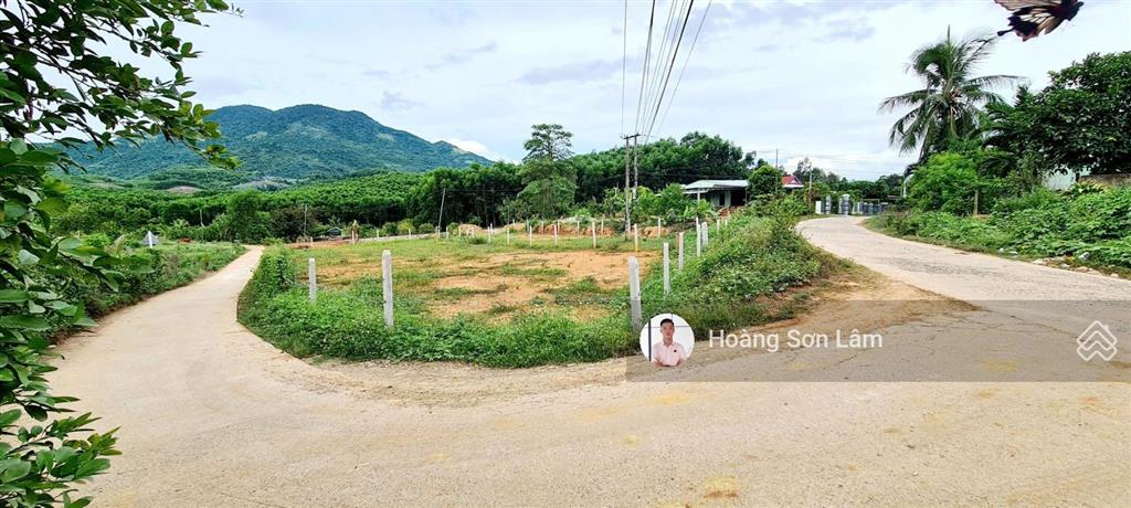 Cực hot đất 2 mặt tiền cách tttp nha trang chỉ 40p di chuyển sổ hồng có sẵn sang tên ngay