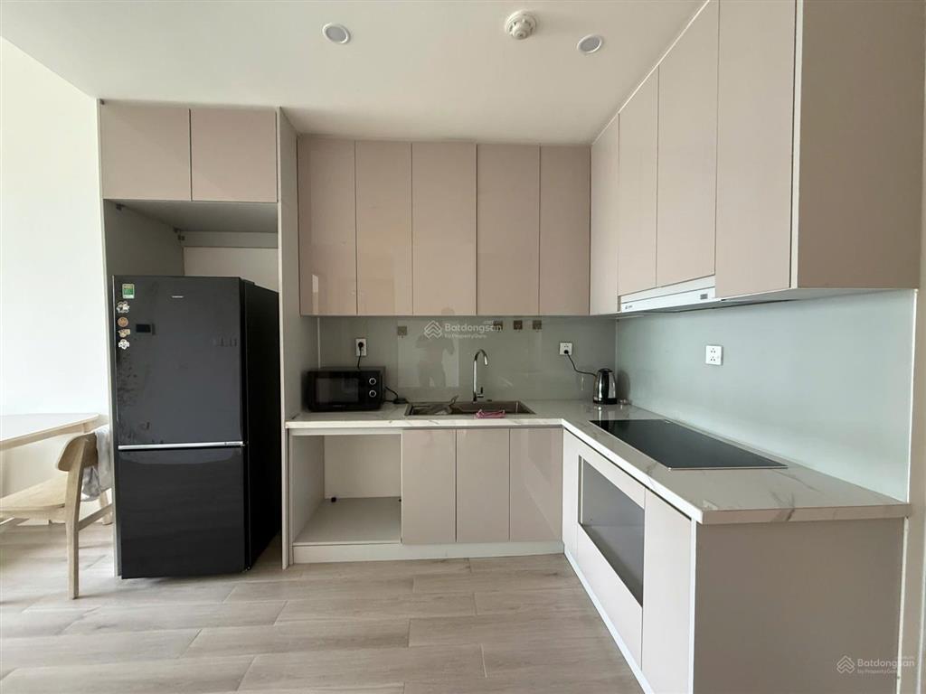 Bán nhanh căn hộ 2pn lumiere boulevard full nội thất nhà trống đông nam chỉ 3,5 tỷ btp
