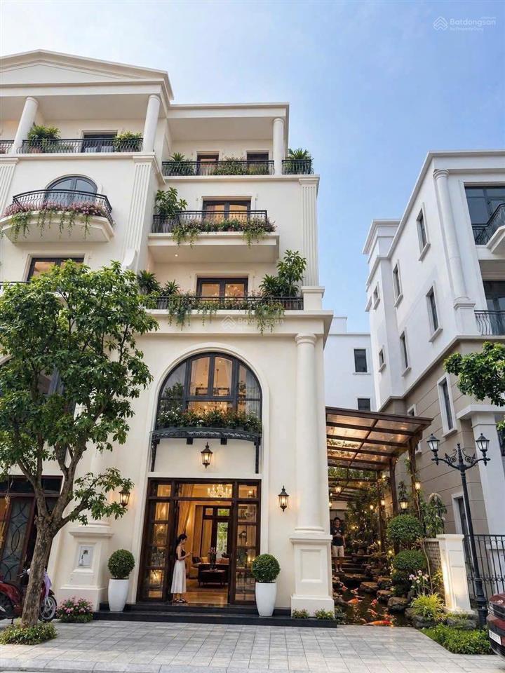 Cặp liền kề vinhomes saigon park vốn 30% sở hữu ngay mặt đường 19m, đối diện công viên