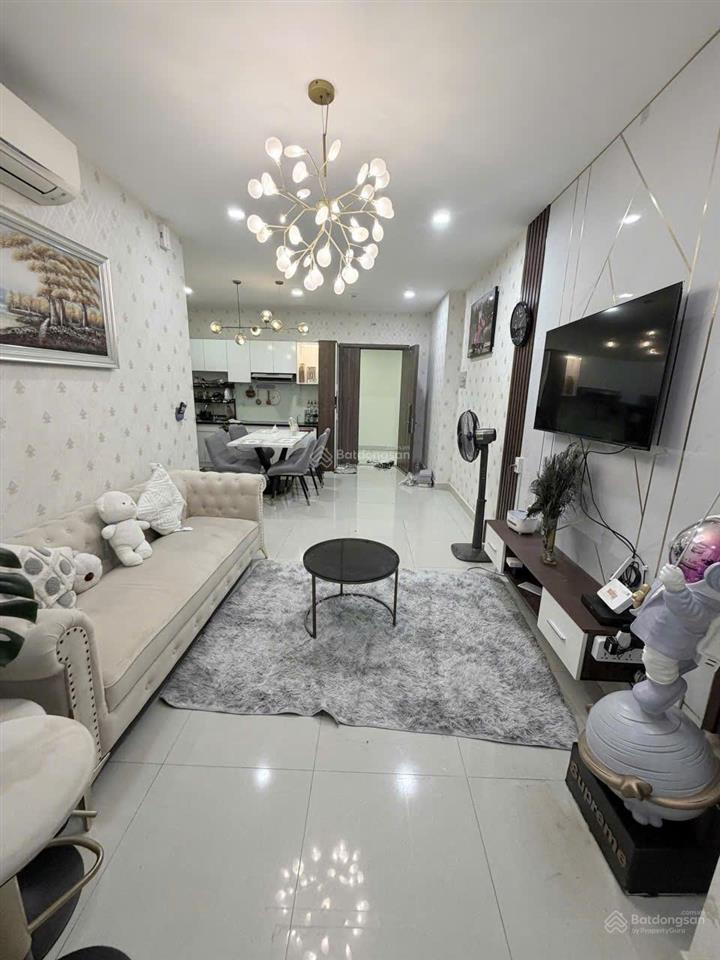 Bán căn 79m2 2pn 2wc full nội thất cao cấp, tầng trung view thoáng mát quanh năm