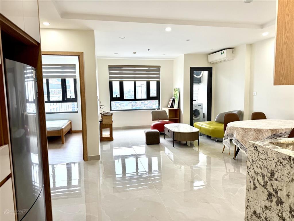 Bán căn hộ đã cải tạo, thiết kế đẹp tại 26 liễu giai, 10,8 tỷ, 70m2, nhiều tiện ích
