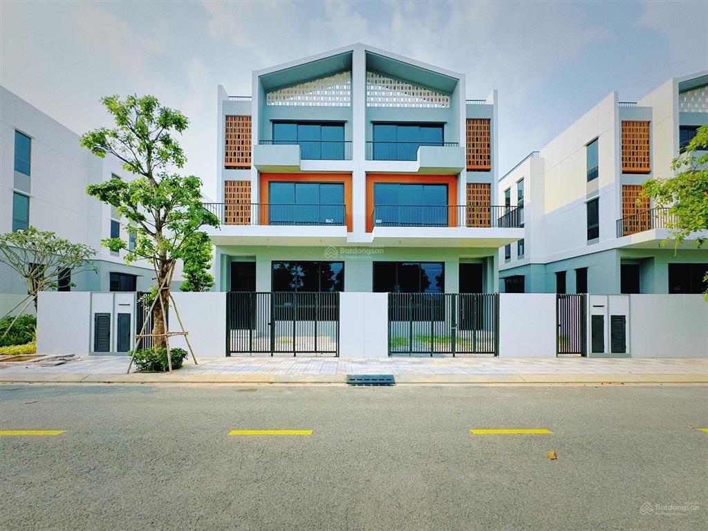 Biệt thự góc the meadow /thanh toán 20% nhận nhà/trả chậm 5 năm 0%lãi suất duy nhất t7.2026