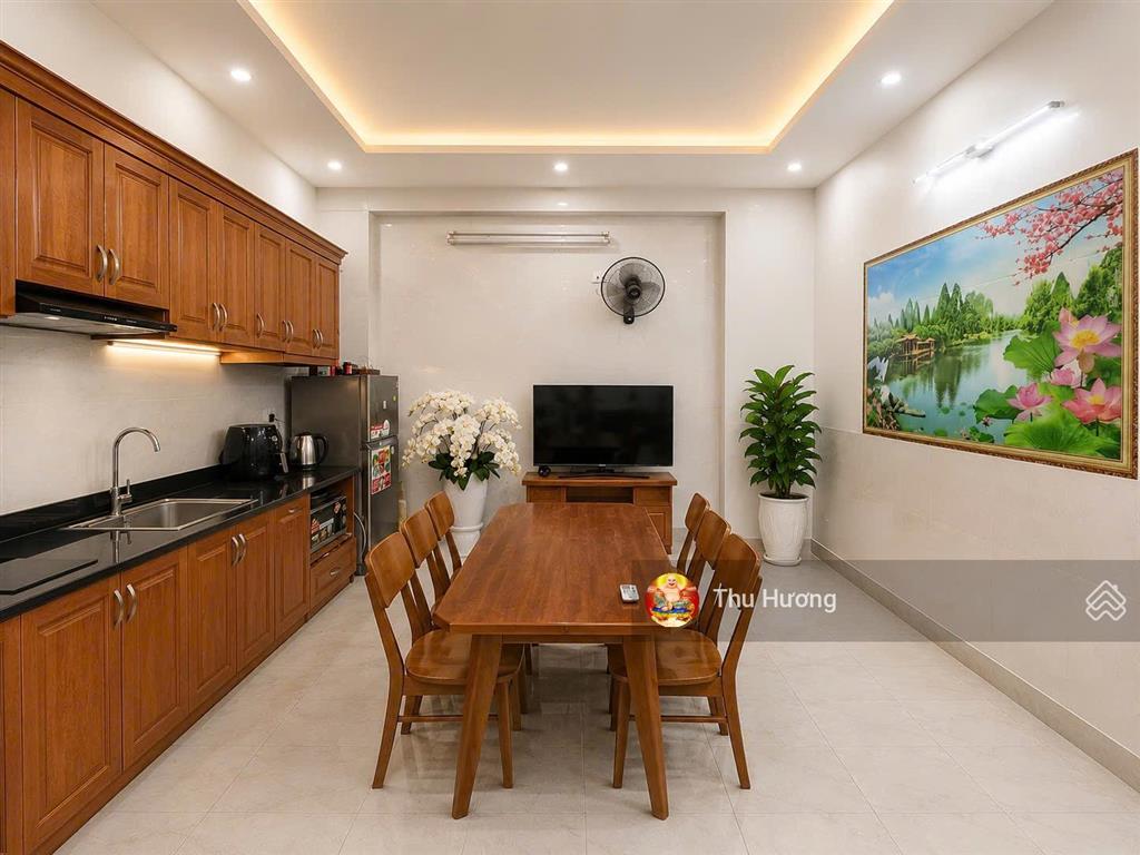 Lô góc tam trinh, ngõ thông kinh doanh, 10m ra ôtô, dân xây sổ riêng 35m2 x 4t, không quy hoạch