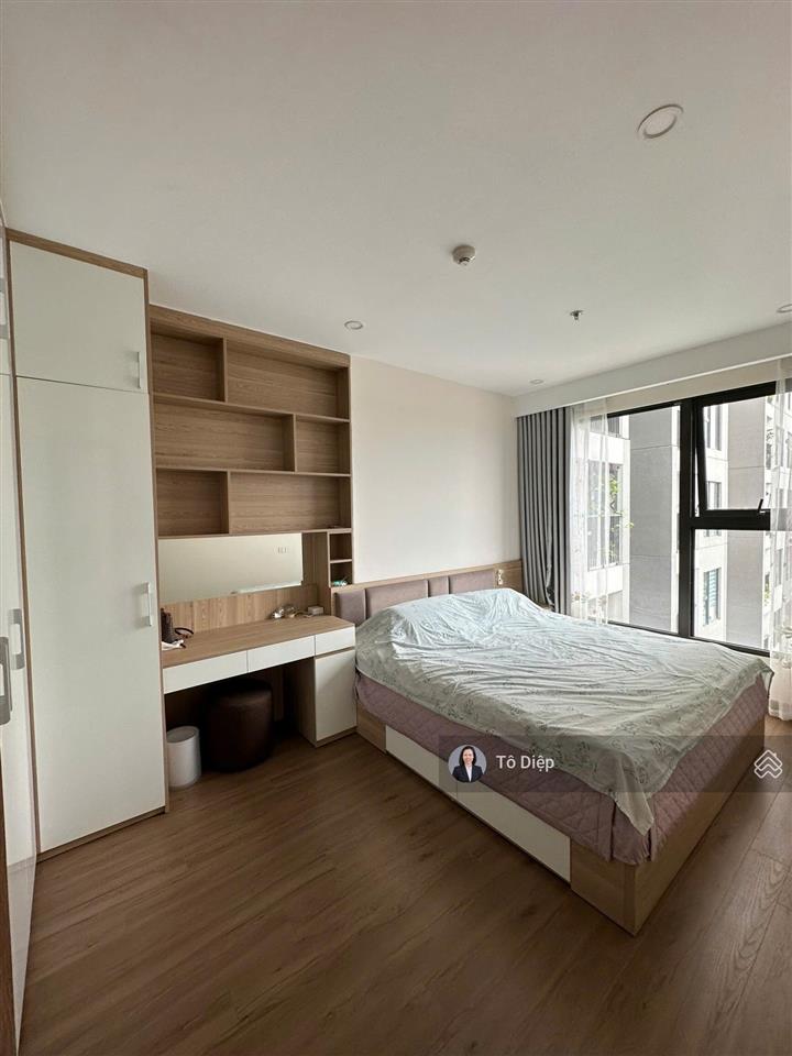 Bán cc sky oasis, 6,7 tỷ, 97m2, 3pn, 2wc đông nam view hồ cực hiếm