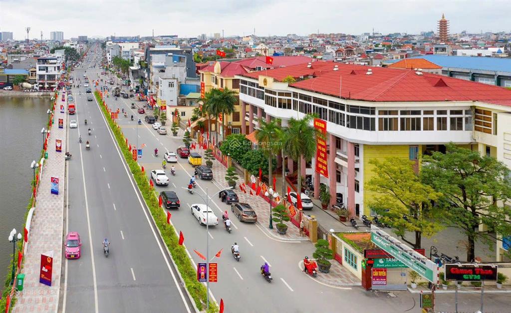 Bán nhà mặt đường hồ sen, điểm đẹp có dòng tiền 60tr/tháng
