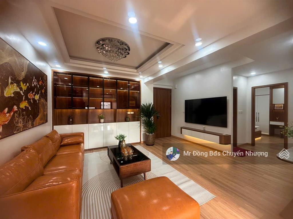 Chuyển công tác cần bán căn hộ 3 ngủ đẹp, trung tâm mỹ đình, sổ đỏ sẵn giao dịch, nội thất đầy đủ