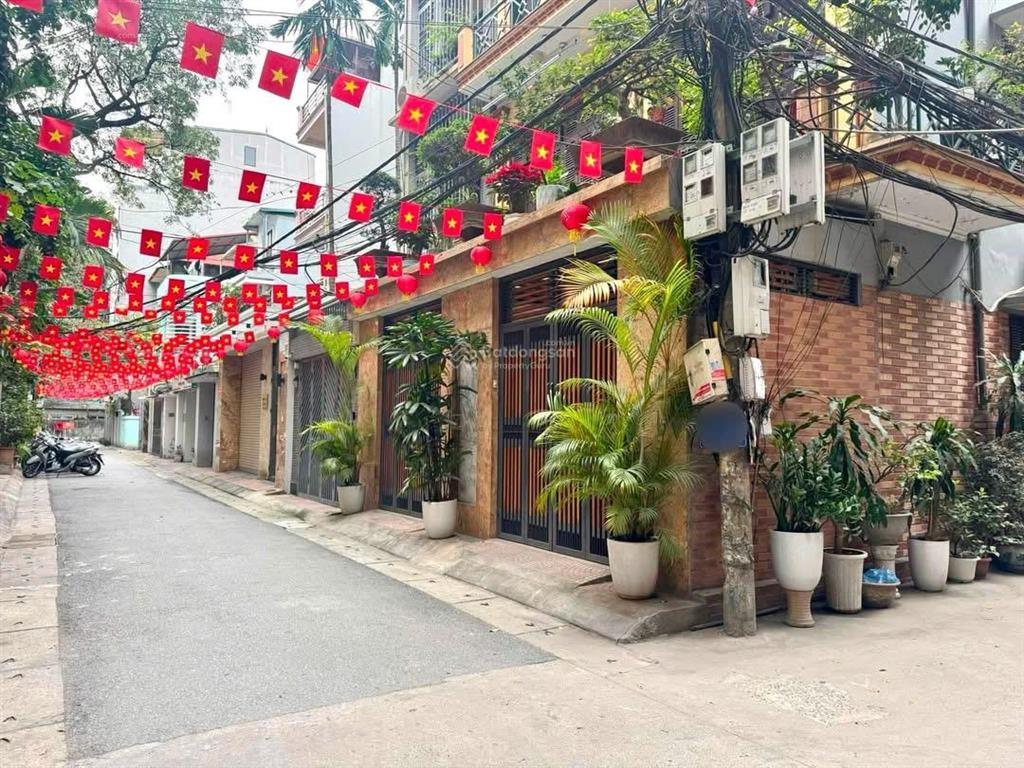 Phân lô phố vũ tông phan, ô tô đỗ cửa, vị trí đẹp, nội thất mới, khu cán bộ yên tĩnh