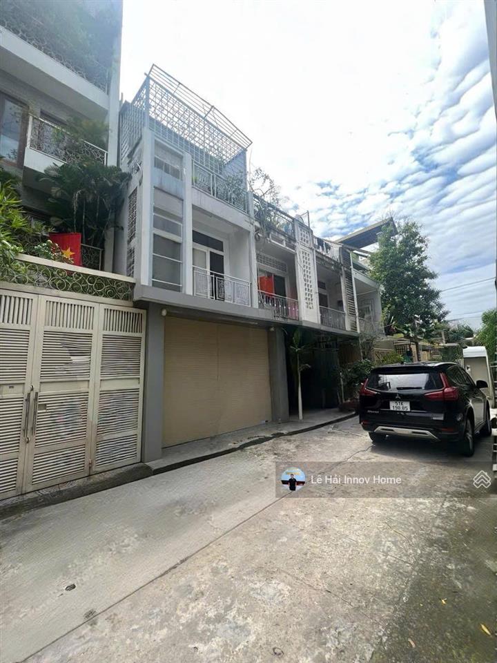 8.8 tỷ đúng 100% thông tin 351 lê đại hành (4x17m, 3 tầng) hẻm xe tải tới nhà