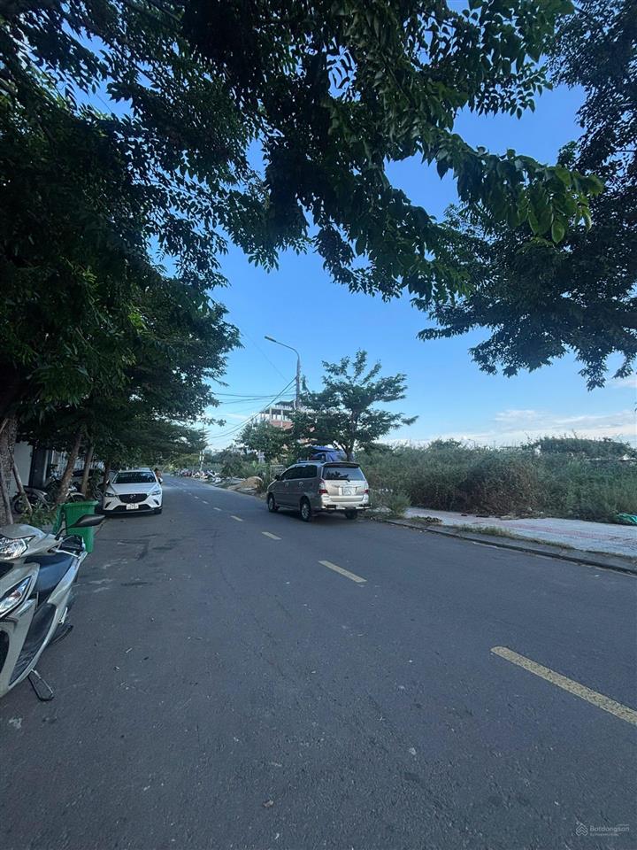 Bán 2 lô liền kề cồn dầu 14 sát nguyễn văn thông, hòa xuân, tp đà nẵng