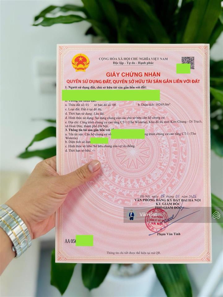 Bán căn 74m2 tầng trung ban công đông nam giá chỉ 5,75 tỷ bao phí sẵn sổ đỏ