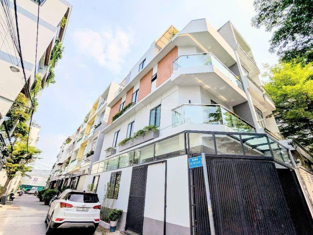 Nhà góc 2 mặt tiền, cạnh phú mỹ hưng, 3 tầng kiên cố, 7,35 tỷ