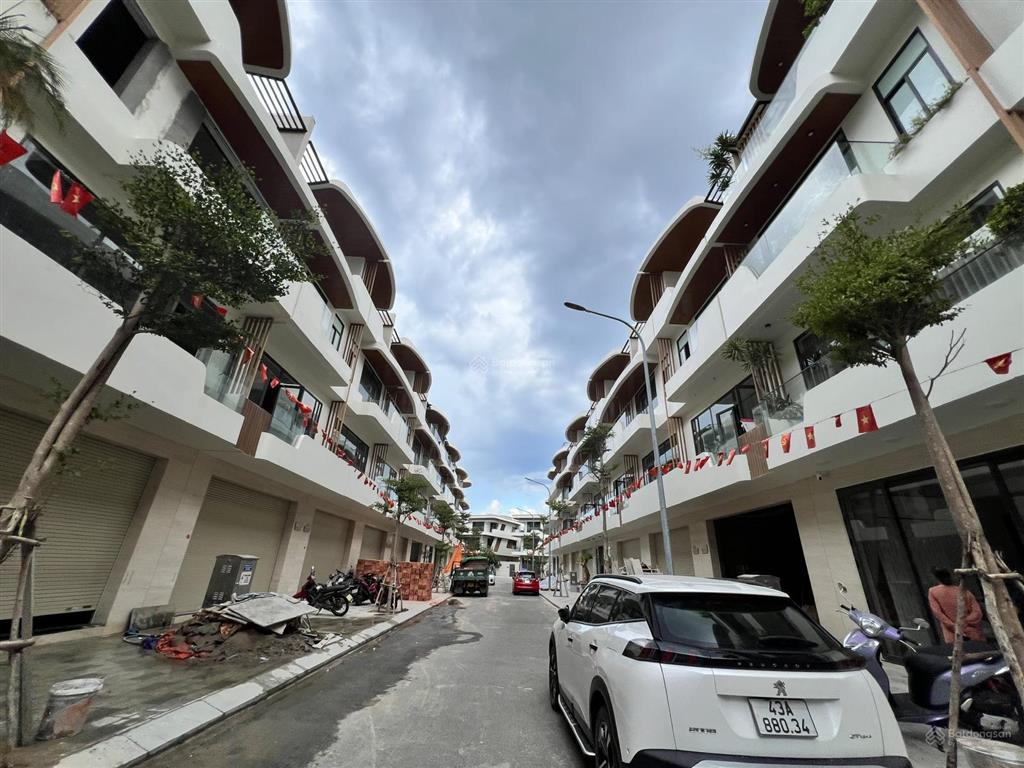 Giảm 1 tỷ! bán gấp căn nhà hóa sơn 8 elysia complex city 99 m2/ 4 tầng/ ngang 6m thang máy