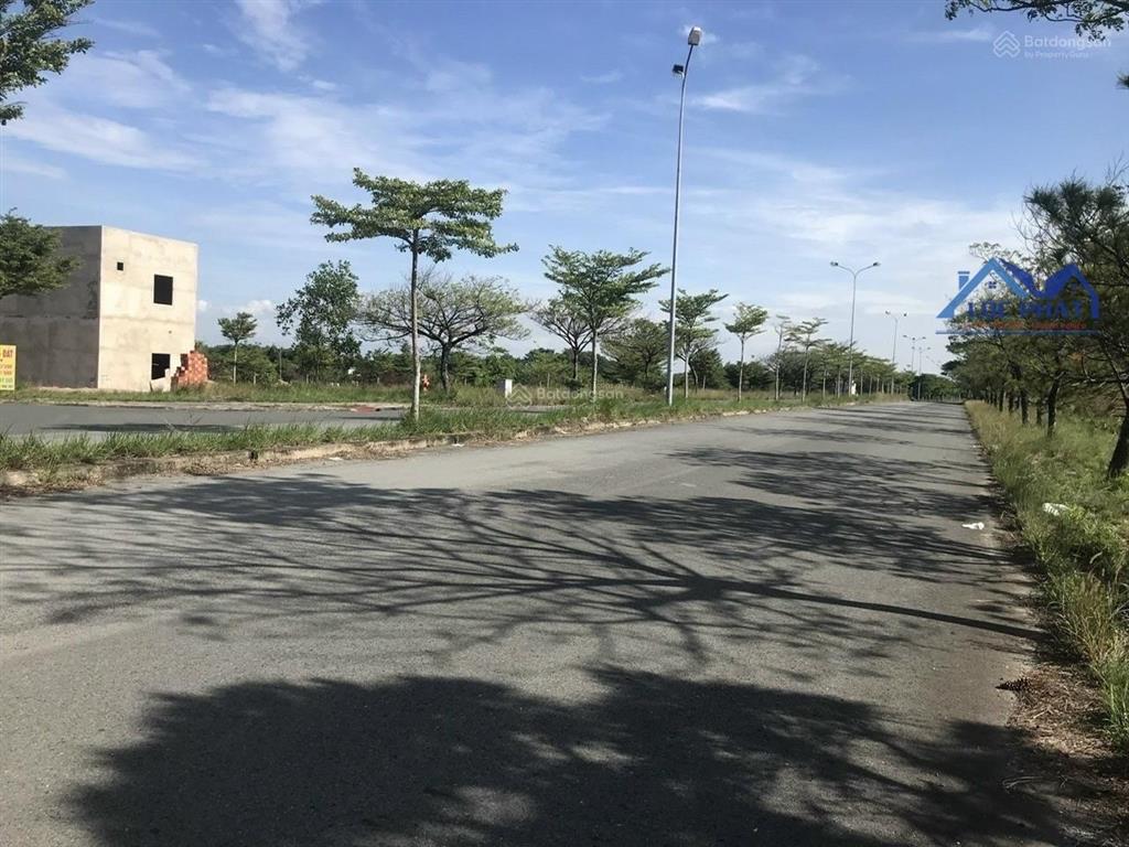 Bán đất full thổ cư 119m2 giá rẻ chỉ 1 tỷ 550 ngay cổng kcn long thành đồng nai 0375 854 ***