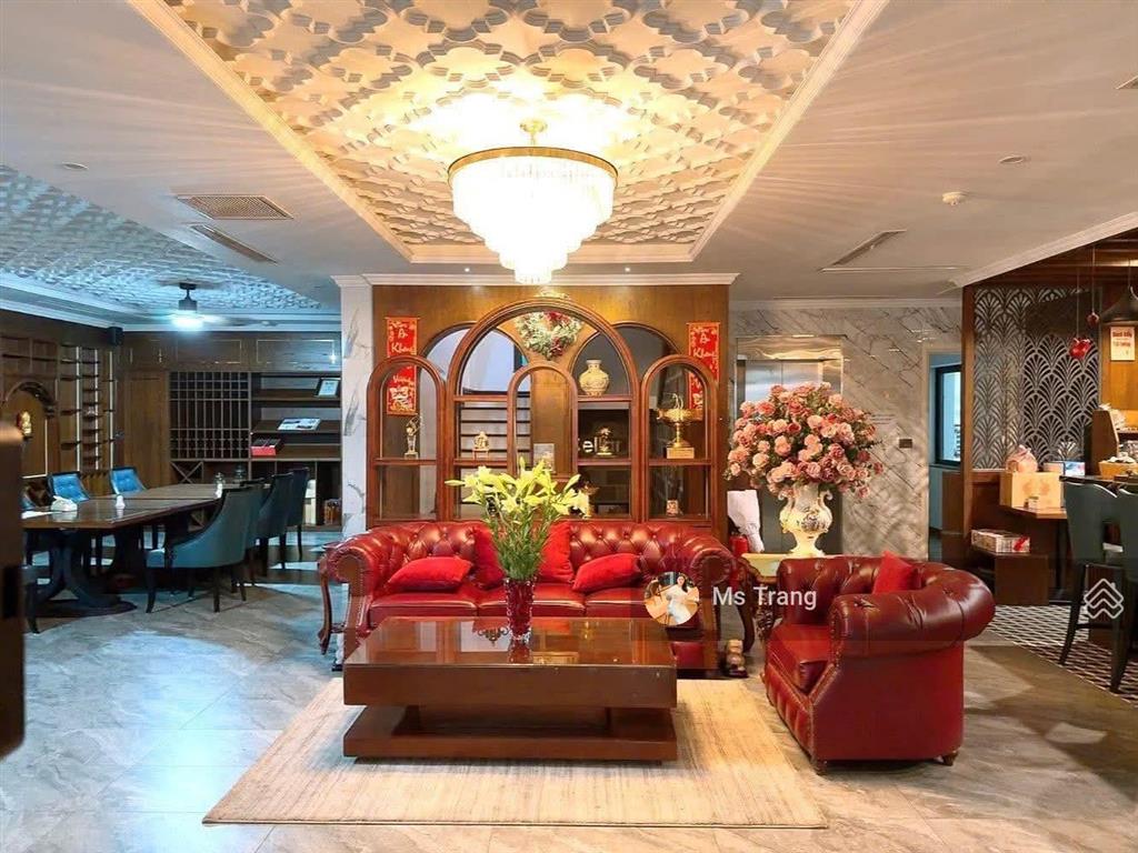 Biệt thự lô góc kđt yên hòa 264m 6t mt 18m view vườn hoa cho thuê 150tr/th 165 tỷ