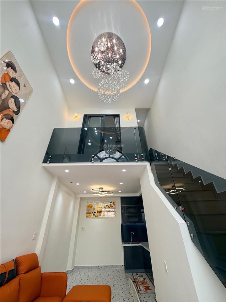 Nhà 3 tầng 3.6x 7.5m giá 3. * tỷ tân quý tân phú