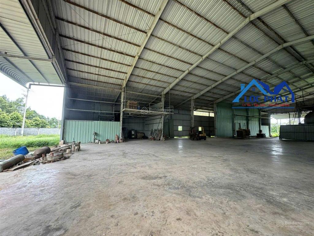 Bán nhà xưởng 6.400m2 giá chỉ 25 tỷ. gần kcn phú mỹ bà rịa vũng tàu 0937 980 ***