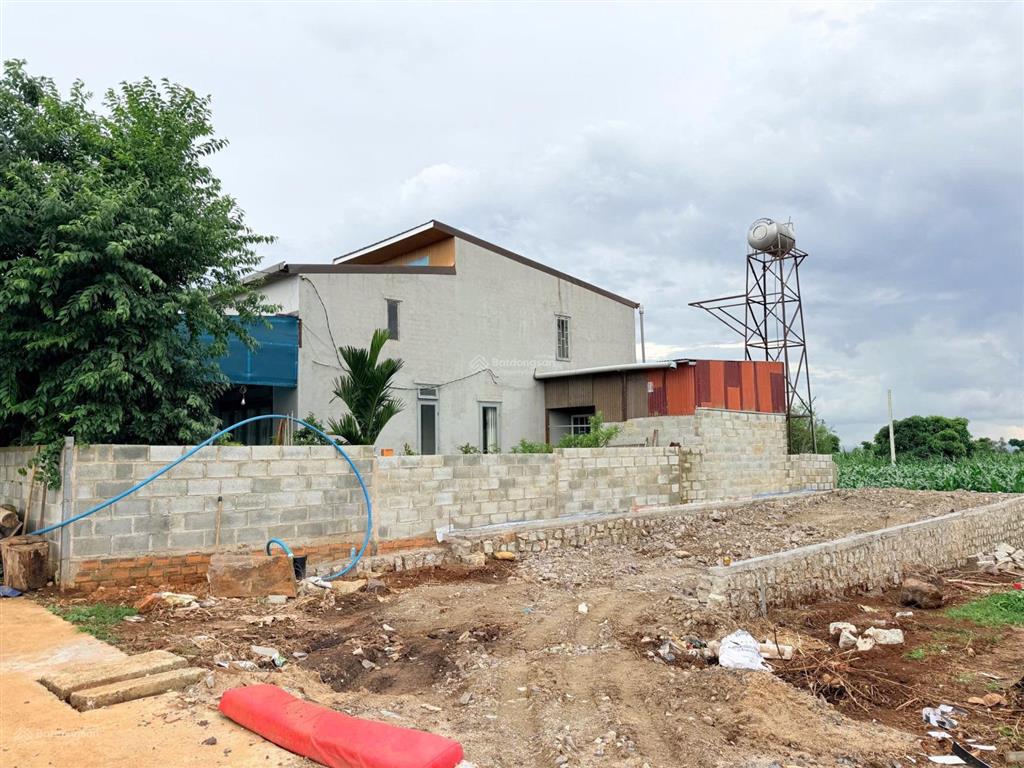 Bán đất liên hiệp, đường nhựa 5m cách sân bay 5km sổ riêng giá 860tr