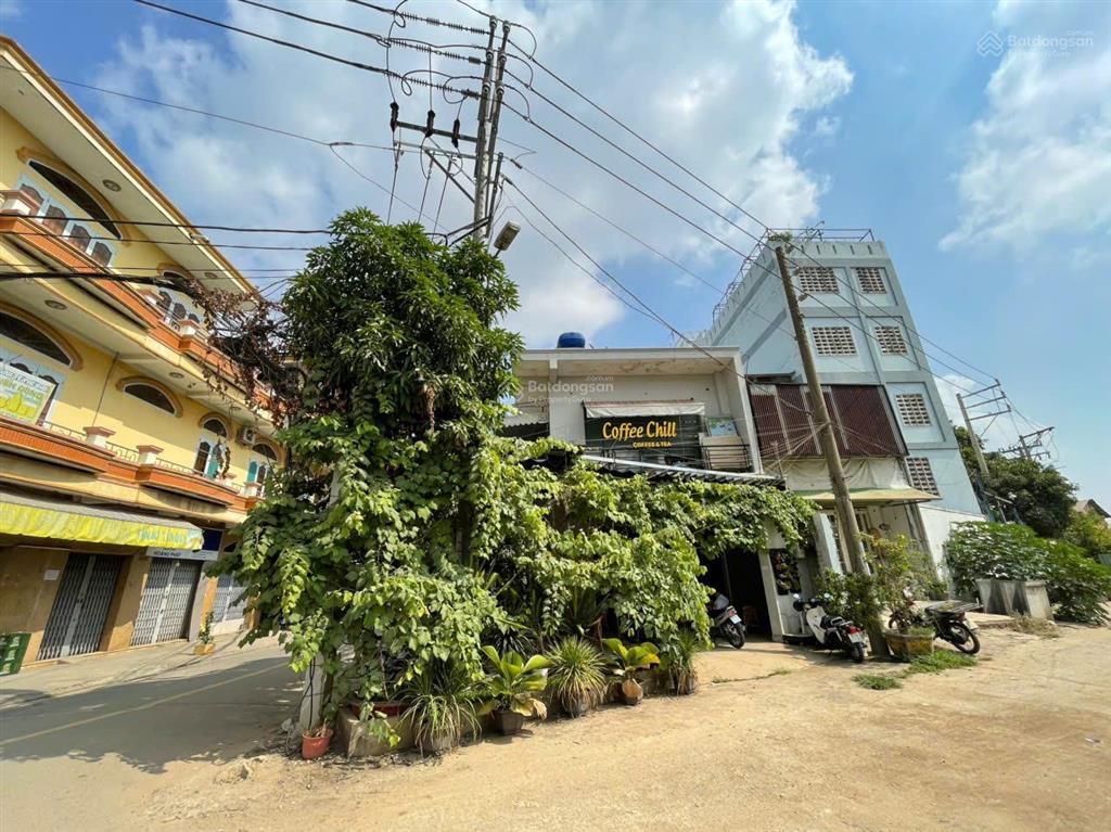 Mặt tiền kinh doanh cà phê 9x22m giá chỉ 16 tỷ (81tr/m2)