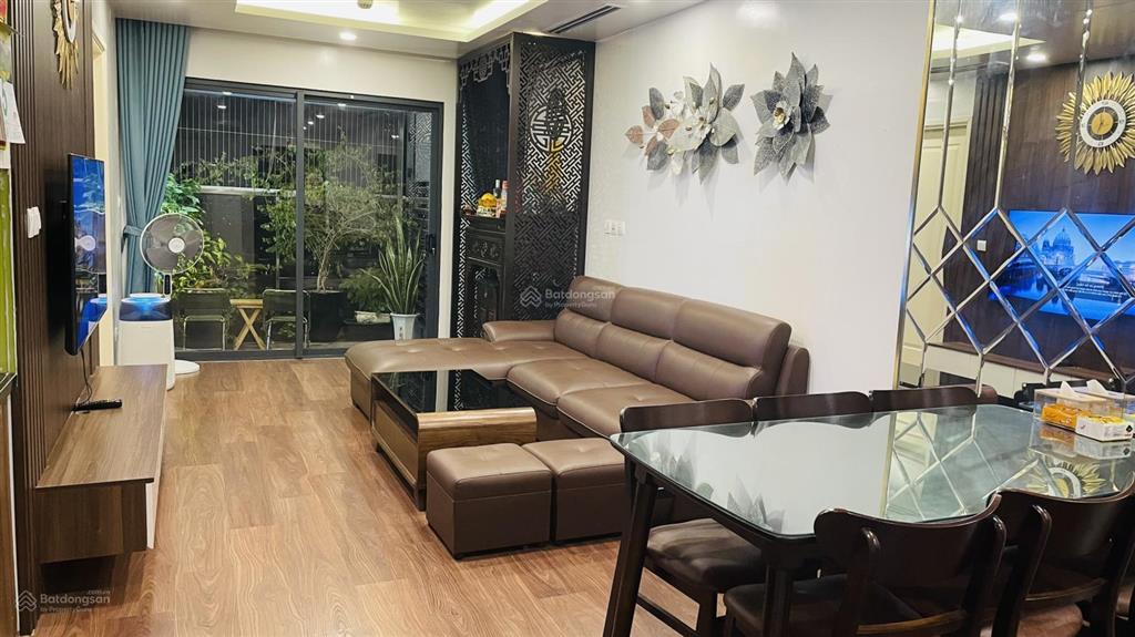 Cắt lỗ 200tr bán nhanh căn 2 ngủ đông nam 80m2 full đồ 7,15 tỷ chung cư imperia garden
