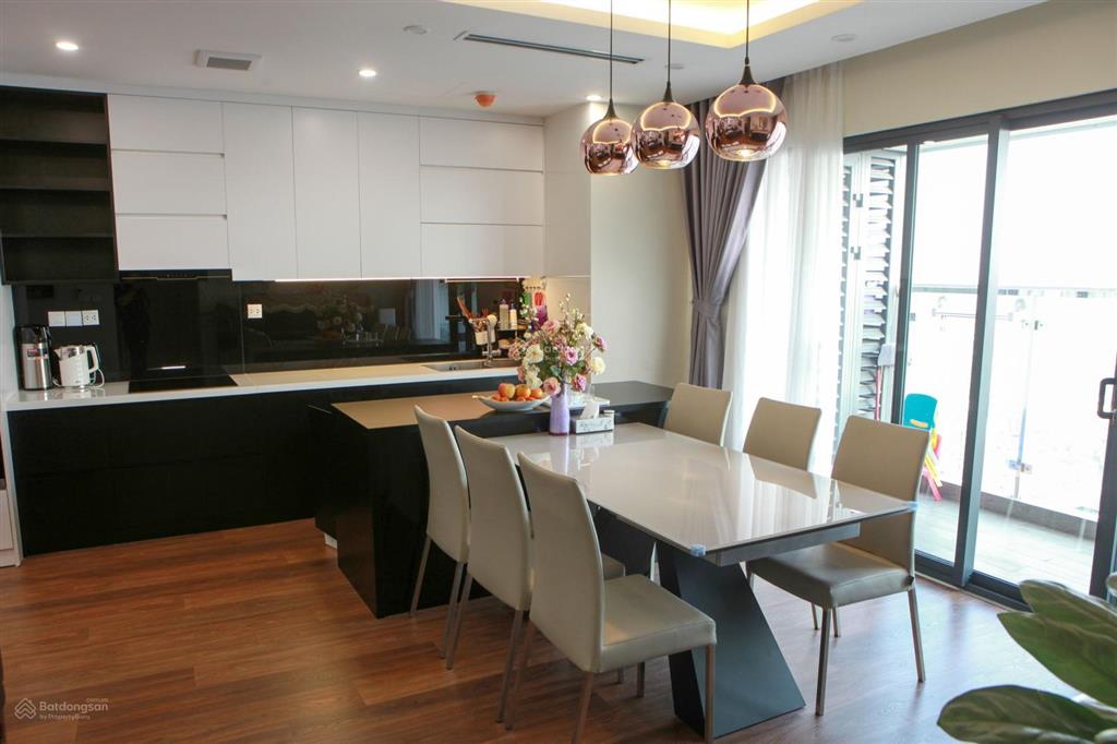 Bán căn 3 ngủ 120m2 full đồ 11,3 tỷ 0968 849 ***