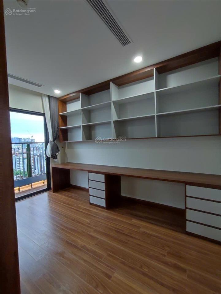 Bán căn hộ chung cư 4pn, 3wc chỉ với 10,5 tỷ, 130m2 tại phố trung kính, quận cầu giấy, hà nội