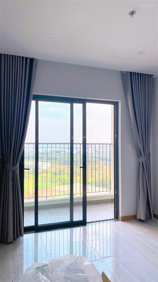 Bán gấp tầng đẹp 2pn2wc bcons topazbcons city 7 tầng tttm giá 2tỷ37. 0836 336 *** (quảng bcons)