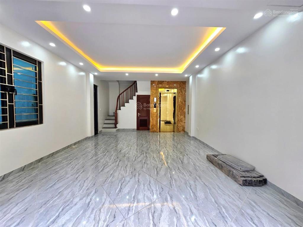 Bán nhà phân lô vành đai 2.5 ô tô tránh vỉa hè thang máy giá trị gia tăng cao 2 thoáng