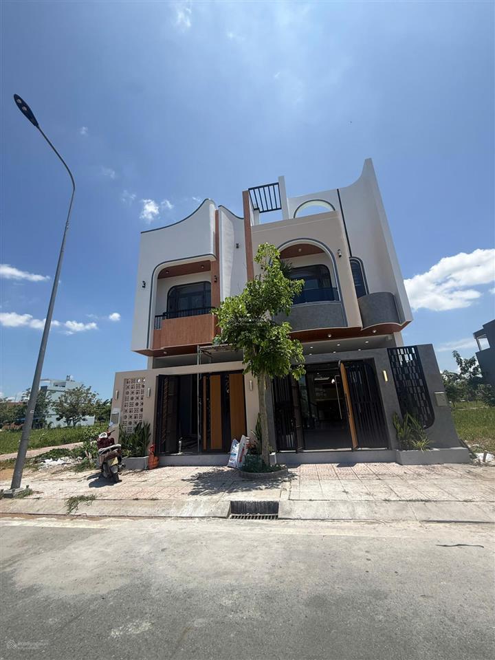 Chính chủ bán nhà mới the sol city 5x20m giá 4.5 tỷ (thương lượng)