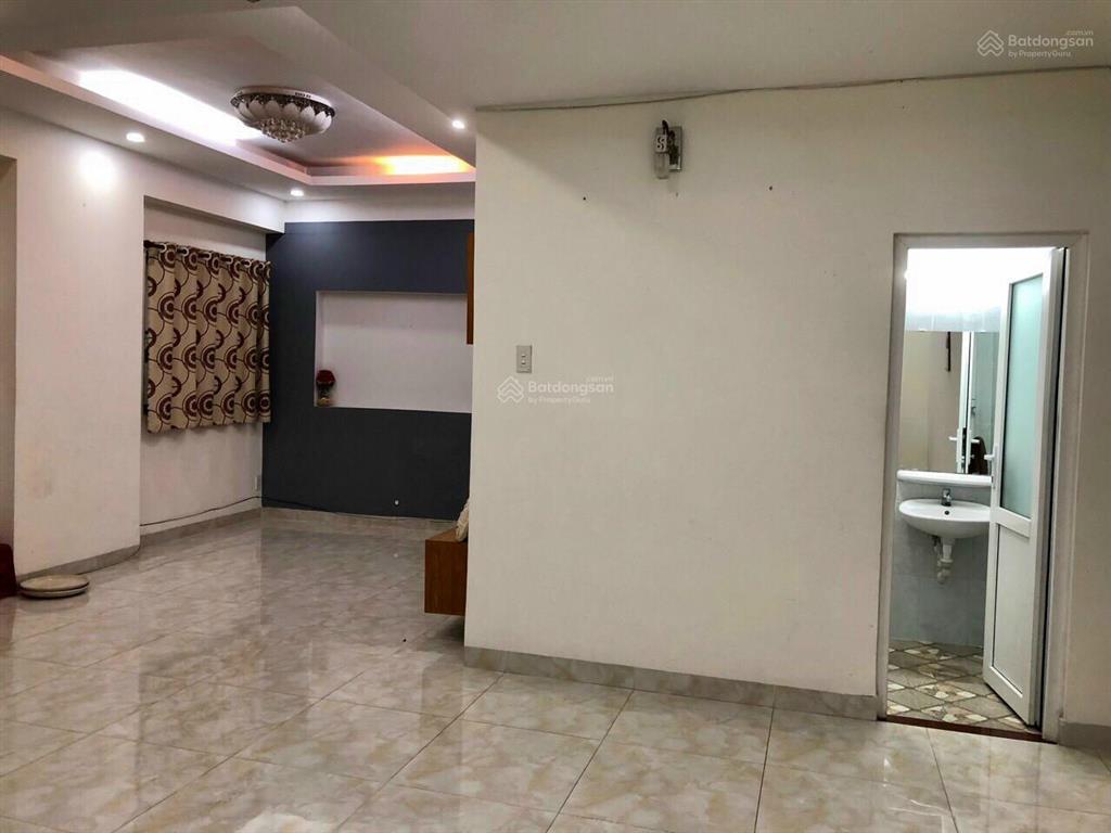 Chính chủ bán căn hộ petroland giá chỉ 3.6 tỷ 80m2 2pn 2wc