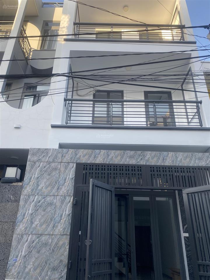 * chỉ 4,2 tỷ nhà shr 50m2 3 tầng 4pn ô tô tận cửa, trường lưu long trường