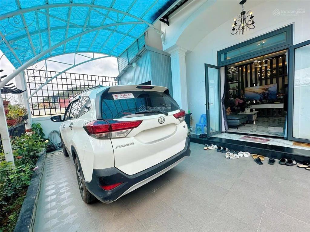 Nhà villa giá tốt đường trịnh hoài đức p11 đà lạt