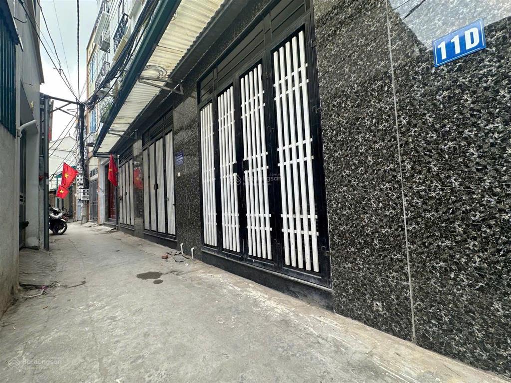 Bán nhà di trạch 5 tầng 36m2 không quy hoạch giá tốt